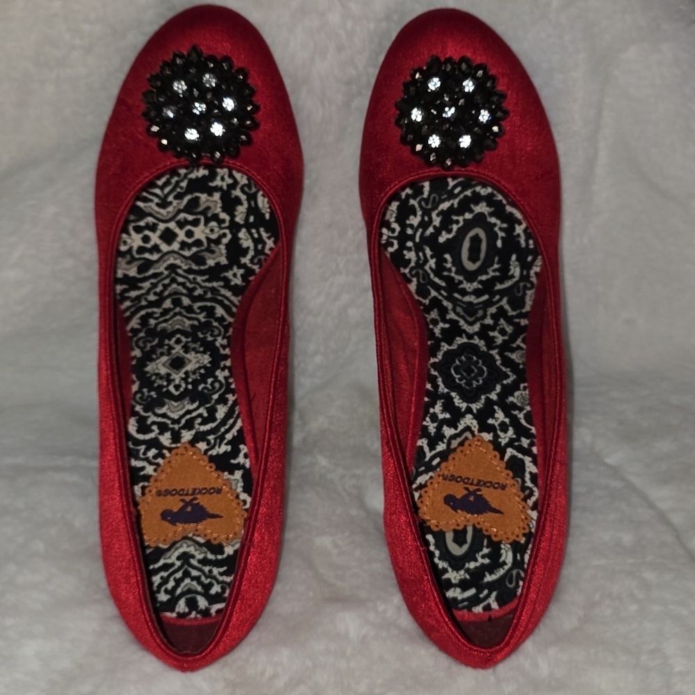 Rocket Dog Women's Scarlet Heels with Embellished Toe - Picture 5 of 10